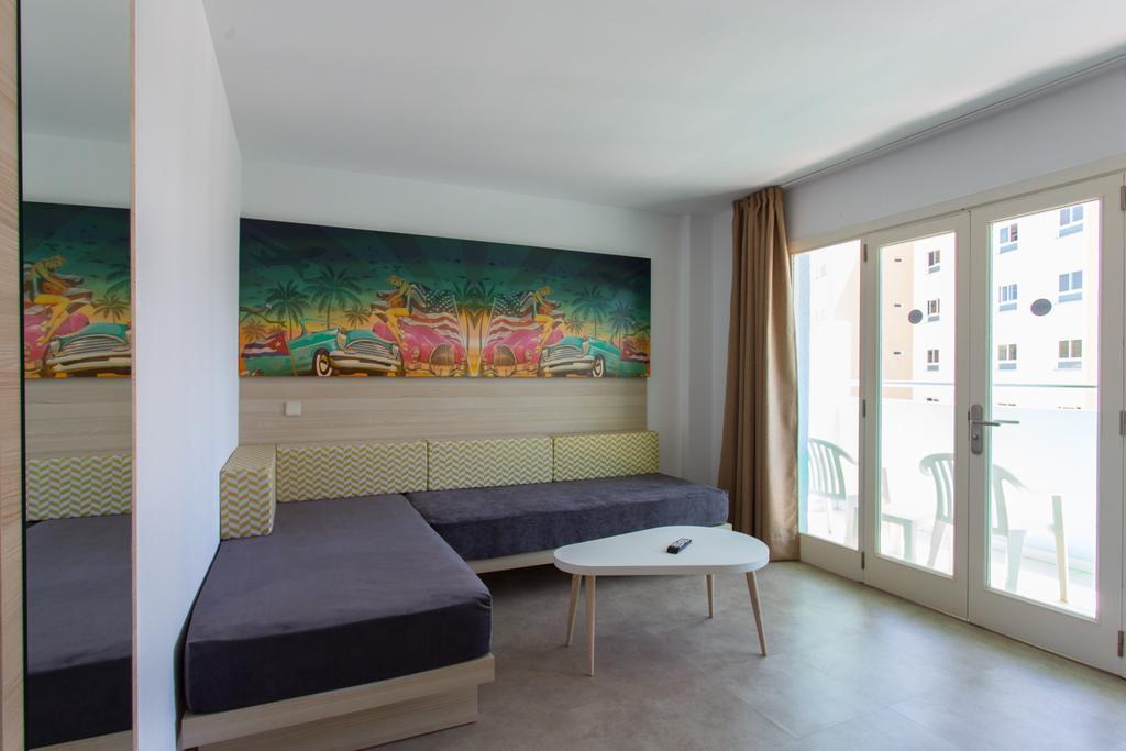 Bh Mallorca Apartments Magaluf  Bagian luar foto